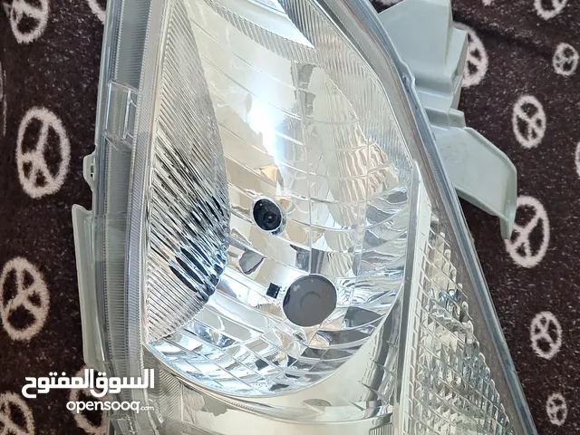 كشافات أمامية تويوتا افانزا 2013 جديدة
