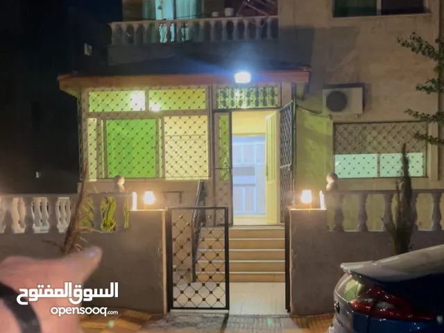 160 m2 4 Bedrooms Apartments for Rent in Amman Khalda