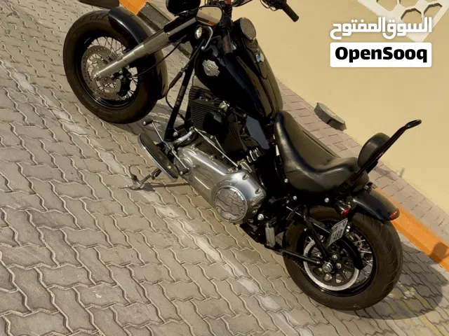 للبيع دراجة Harley-Davidson Softail – ستايل Bobber موديل 2015