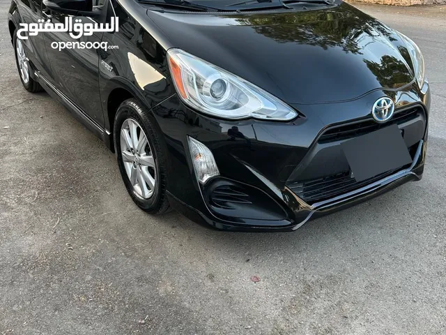 Used Toyota Prius in Amman