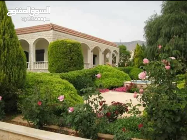 350 m2 More than 6 bedrooms Villa for Sale in Hermel Other