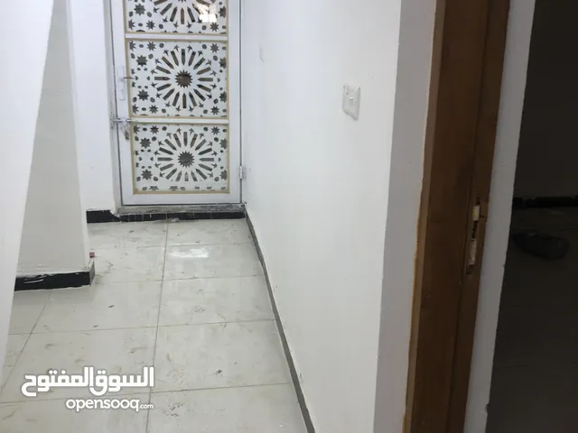 بيت للايجار حي القاهرة  محلة 311 زقاق 28