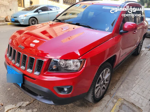 2016 جيب كومباس Limited