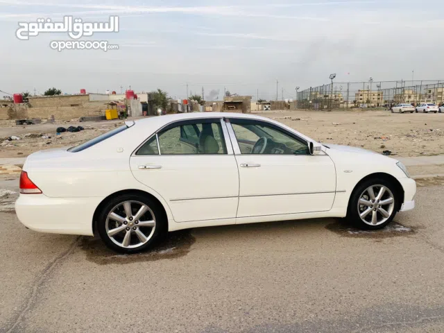 Used Toyota Crown in Basra