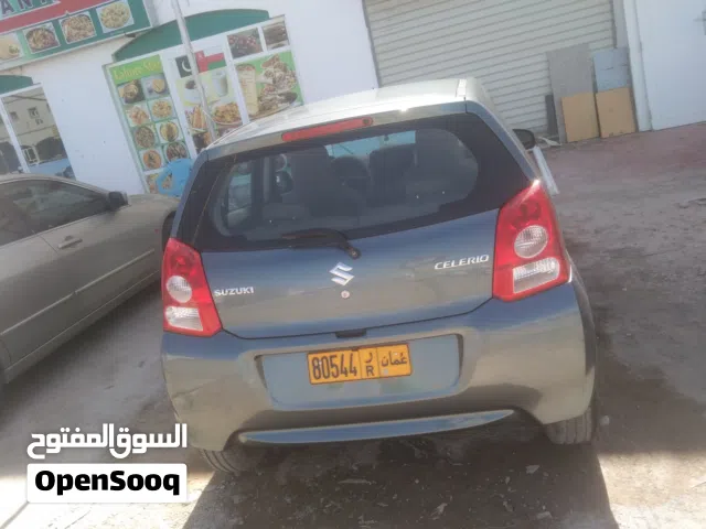 2012 سوزوكي سيليريو Standard