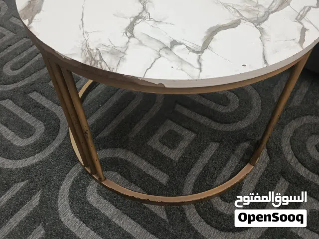 طاولة وسط قطعه واحدة قاعدة معدن وخشب