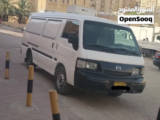للبيع باص مازدا موديل 2006