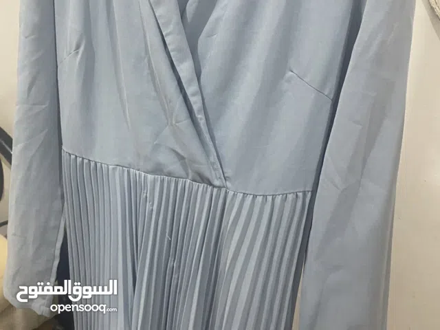 فستان نسائي أنيق بليسيه