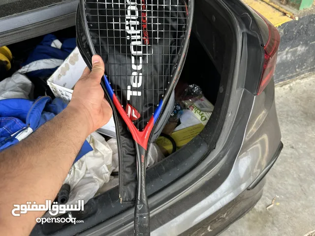 مضرب اسكواش تكني فايبر 125 جرام بحالة الجديد