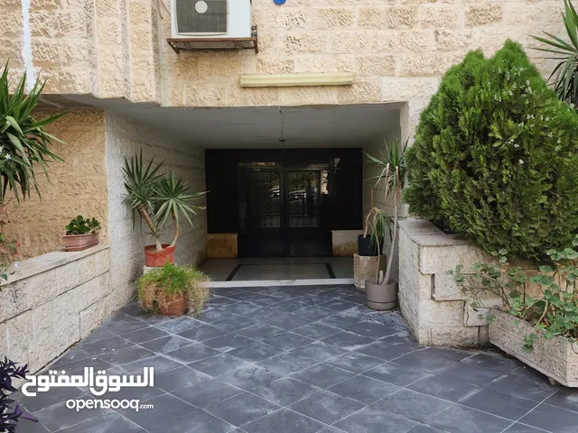 281 m2 4 Bedrooms Apartments for Sale in Amman Shmaisani