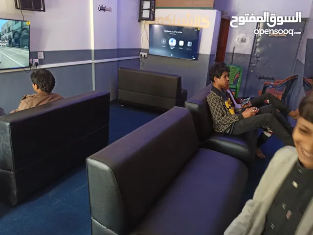 محل بلاستيشن متكامل متوفر لدى مجد العبدلي في صنعاء
