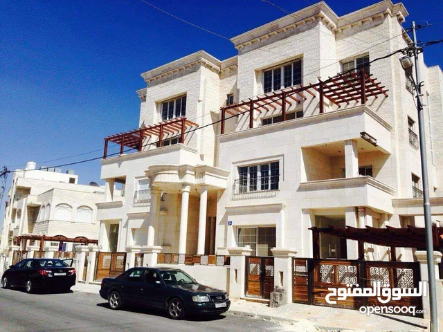 1200 m2 More than 6 bedrooms Villa for Sale in Amman Tla' Ali