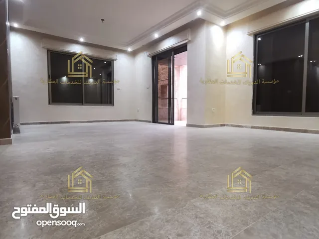 شقة سوبر ديلوكس - خلدا - 4نوم ماستر - 250م - إطلالة مميزة - قرب الخدمات العامة
