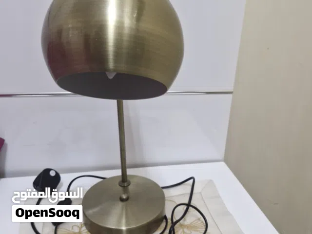 مصباح طاولة عدد 1