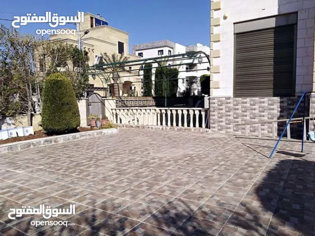 650m2 More than 6 bedrooms Villa for Sale in Amman Al Bnayyat
