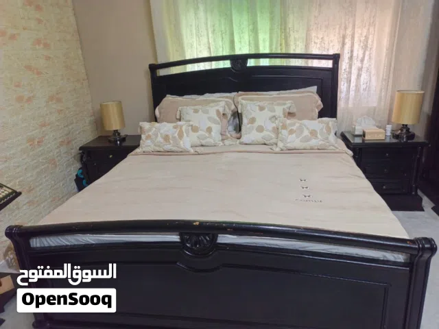 غرفة نوم مستعملة