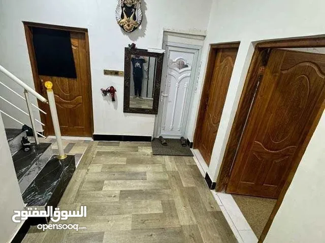 100 m2 3 Bedrooms Townhouse for Sale in Basra Abu Al-Khaseeb
