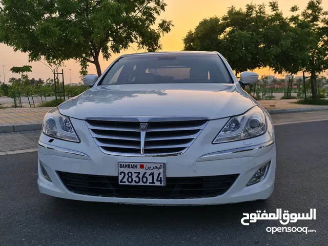 Used Genesis G80 in Northern Governorate