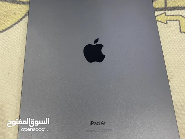 Apple iPad Air 5 64 GB in Hawally