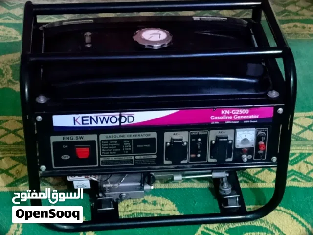 مولد كهربائي مستعمل نظيف