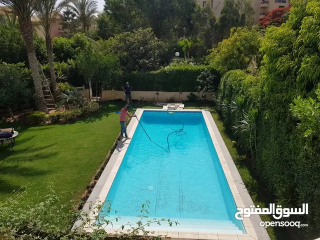 450 m2 5 Bedrooms Villa for Sale in Giza 6th of October