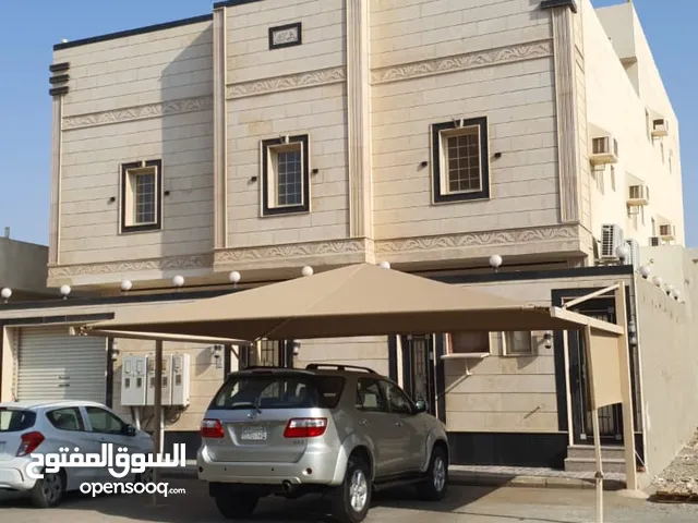 مظله لسيارتين للبيع