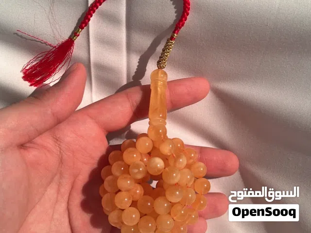 كهرمان كلنقرادي حر