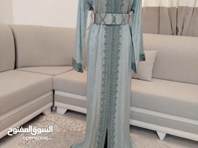 قفطان مغربي مع حزام، خام الكمخة جودة عالية، السعر 28 ريال