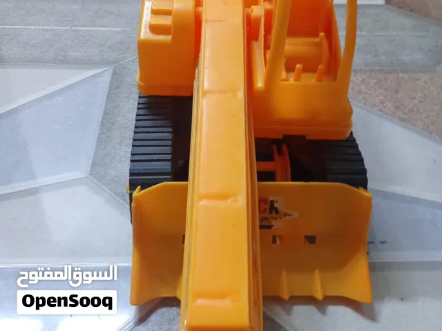 Ford Audi and JCB so good condition like kids so like this toys by now for Audi and JCB 5 OMR main