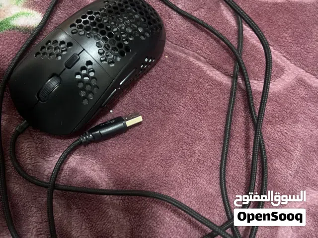 ماوس قيمنق للبيع فيه ألوان تتغير ازرق و احمر و اخضر و غيرهم و في ازاز للتغير او للأشياء الثاني
