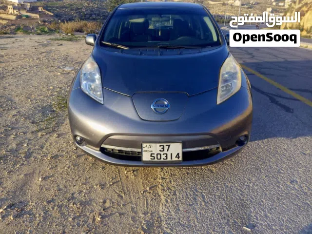 2016 نيسان ليف S