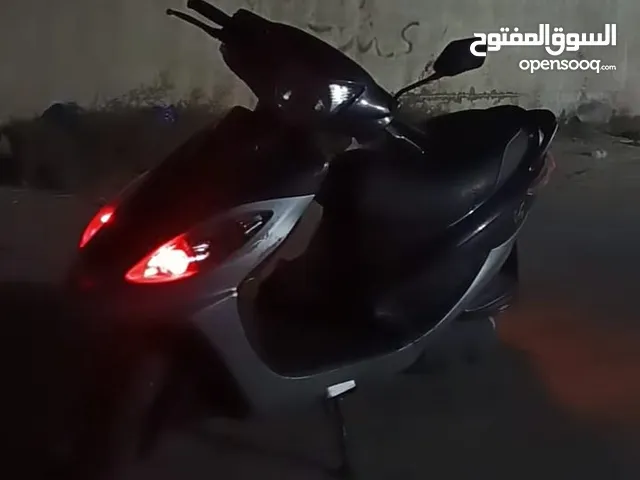 دراجة كامكو v2 موديل 2017 للبيع