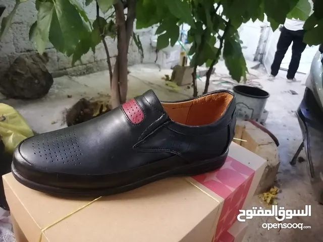 42 Casual Shoes in Istanbul