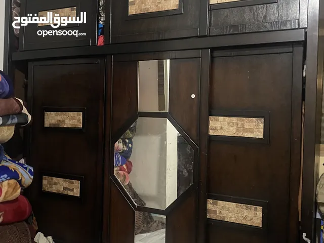 نشتري جميع انواع الاثاث المستعمل