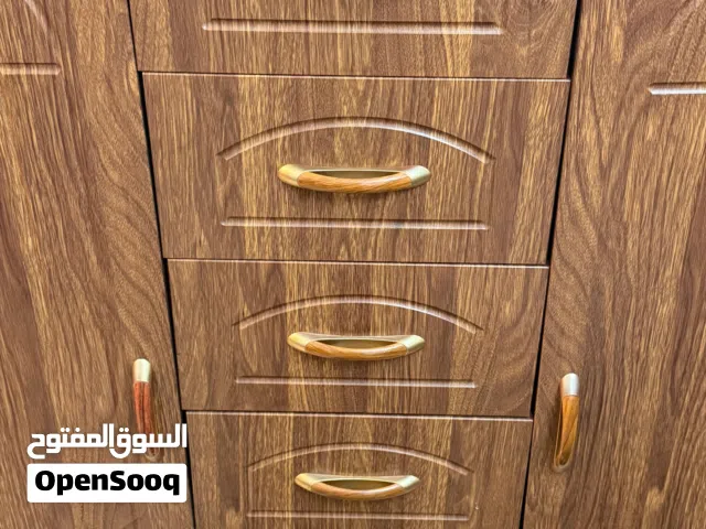 خزانة متعددة الاستخدام