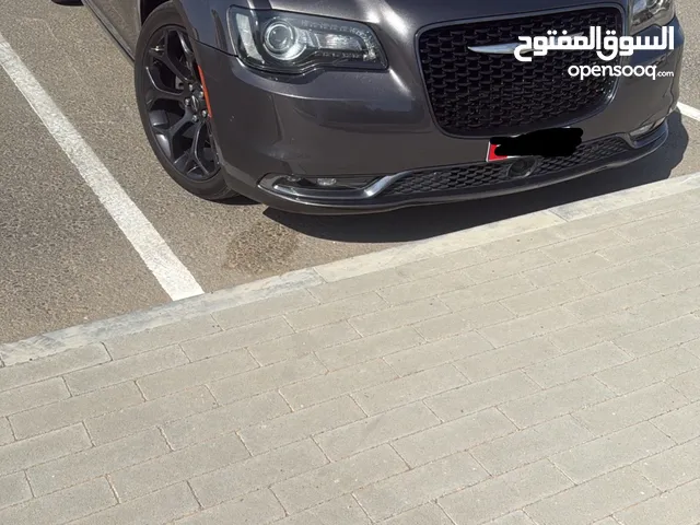 Used Chrysler 300 in Al Ain