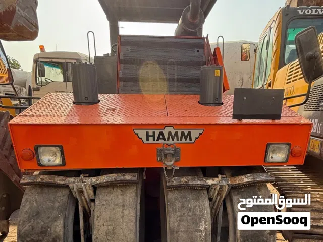 btr HAMM GRW18 مديل 2003 بحالة ممتازة