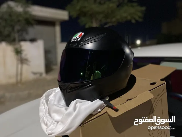 خوذه إيطالي AGV اصليه