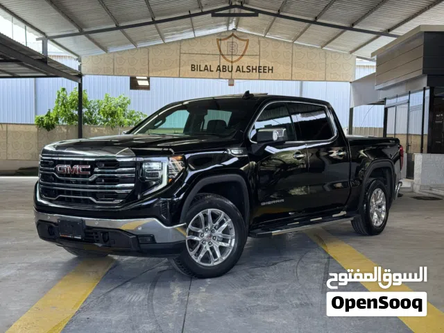 2022 GMC Sierra 1500 SLT