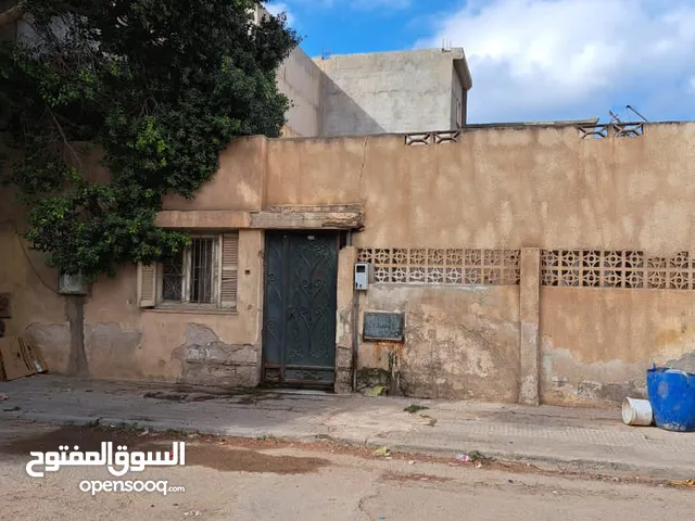 180 m2 2 Bedrooms Townhouse for Sale in Tripoli Al-Serraj