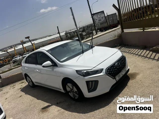 2023, هيونداي, ايونيك, Standard