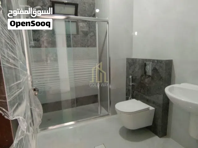 عقار يستحق المشاهدة شقة طابق ثاني 240م في أجمل مناطق الرابيه بسعر مميز / ref 9582