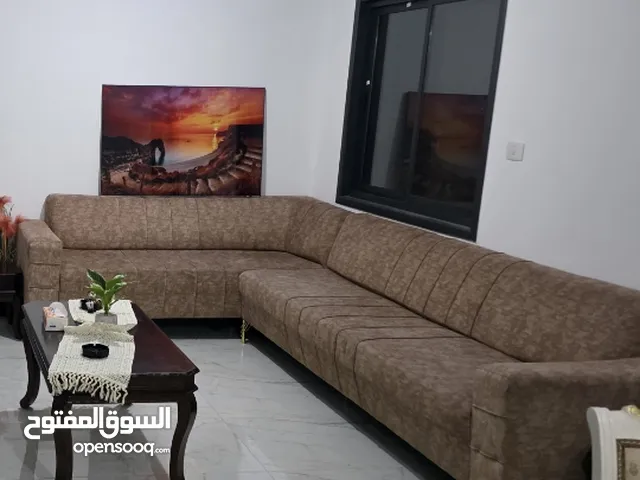 زاوية كنب بحالة جيدة