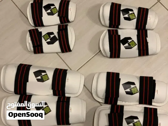 واقيات تكواندو في حاله جيده جدا  واستعمال خفيف بسعر جيد