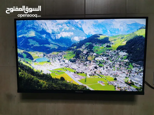 Hisense 32 inches LED Smart Screen in excellent condition شاشة هايسينس 32 انش ال اي دي بحالة ممتازة