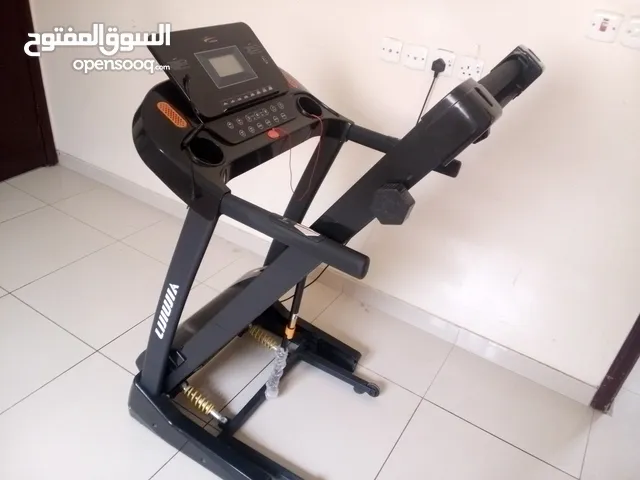 للبيع جهاز سير كهربائي من شركة لوجيجا بحالة ممتازة – استخدام قليل