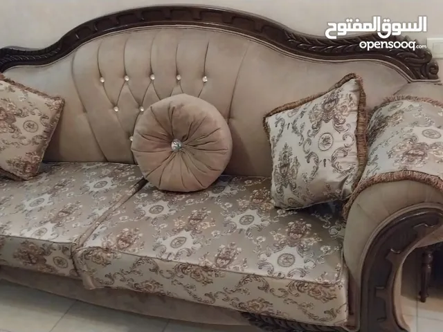 كنب خشب زان بحاله الوكاله