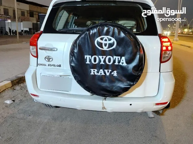 تيوتا راف فور