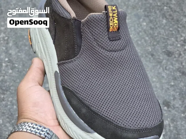 كل يوم جديد بفضل الله   اسكيتشر  نعل جود اير