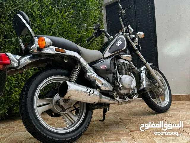 Harley Davidson 1200 Custom 1999 in Tripoli